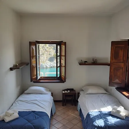 Дом отдыха Kalymnos Island Rina Vathy Fiord House Vathis
