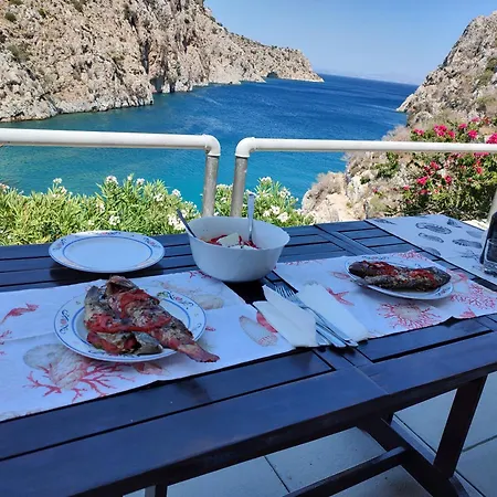 Hébergement de vacances Kalymnos Island Rina Vathy Fiord House